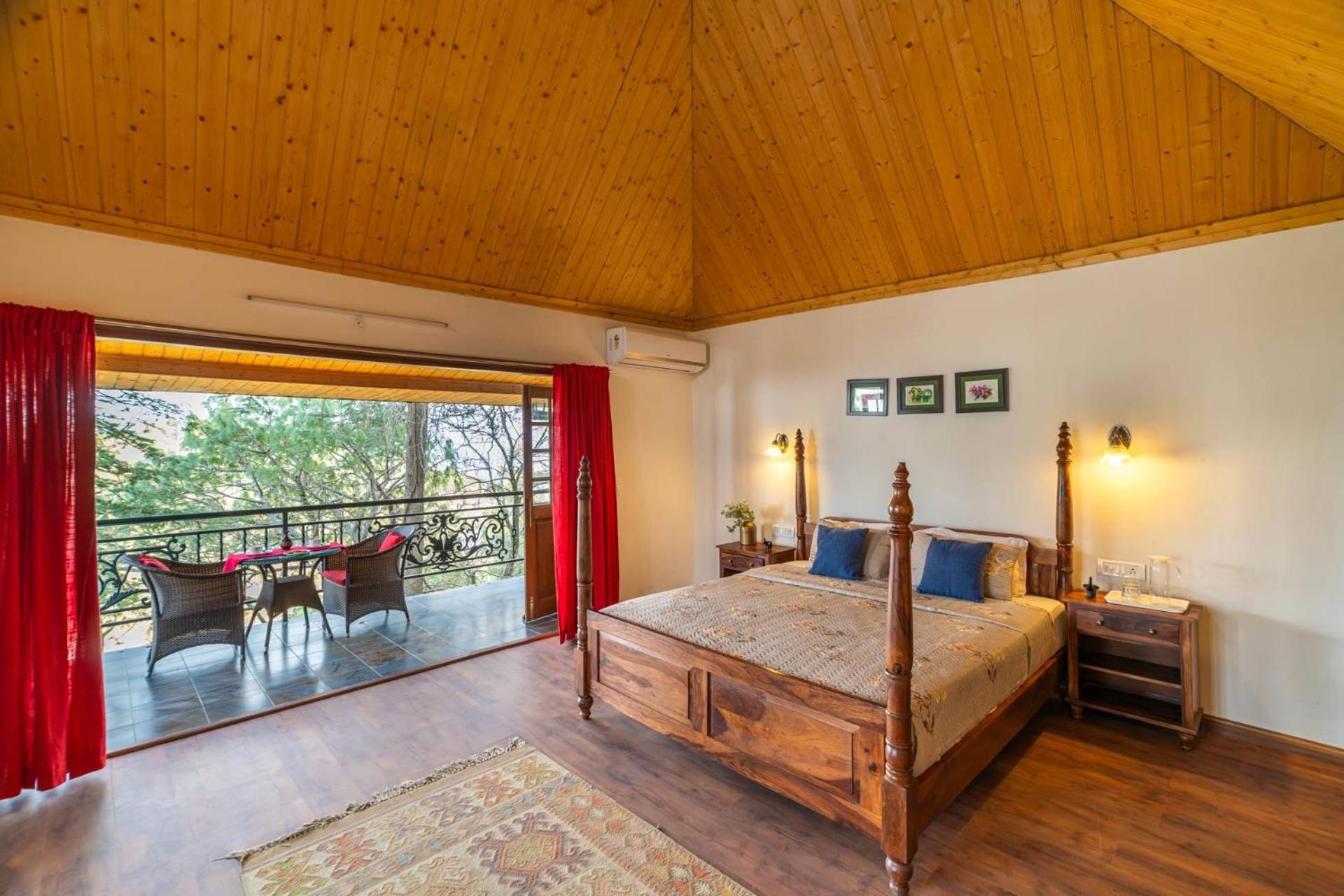 Stayvista At Paris Villa With Pvt Pool & Valley View Kasauli Extérieur photo