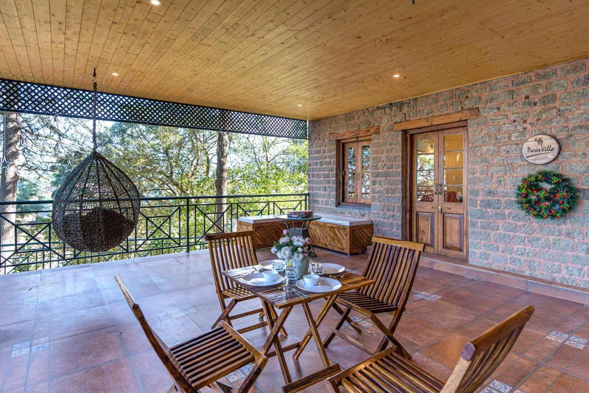 Stayvista At Paris Villa With Pvt Pool & Valley View Kasauli Extérieur photo