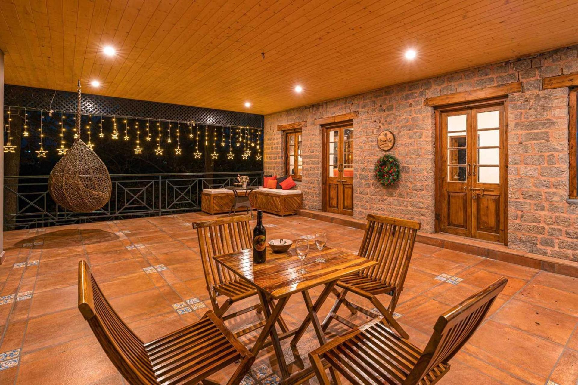 Stayvista At Paris Villa With Pvt Pool & Valley View Kasauli Extérieur photo